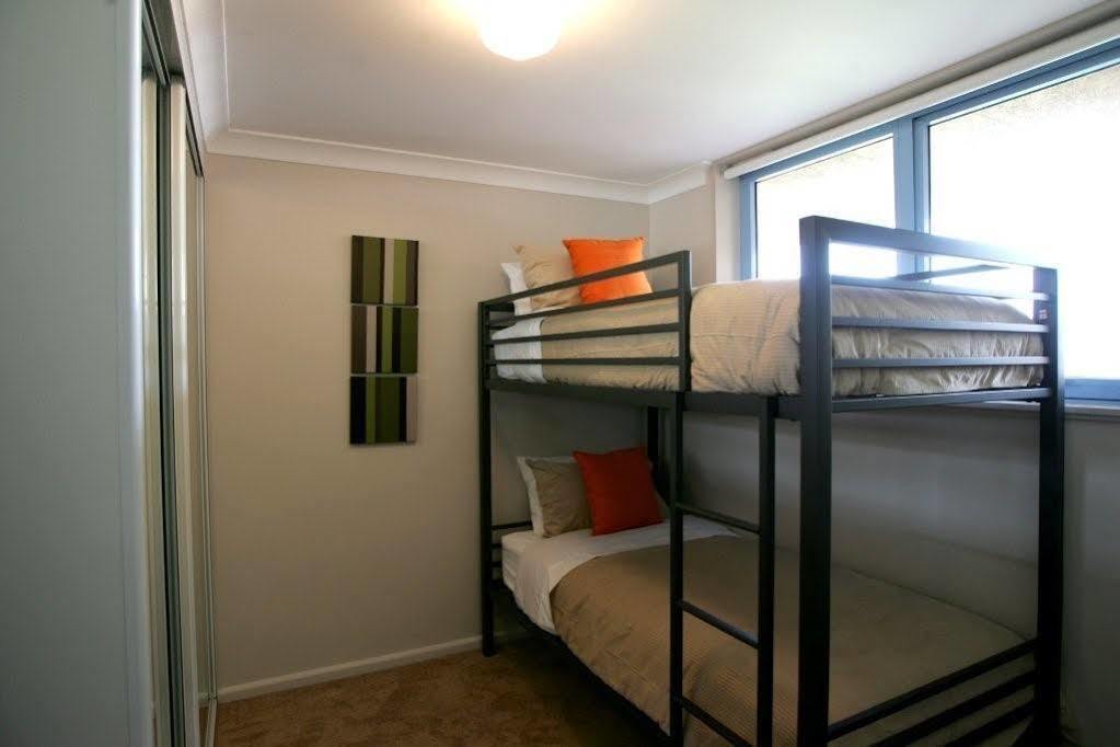 Newcastle Short Stay Accommodation - Sandbar Newcastle Beach 外观 照片